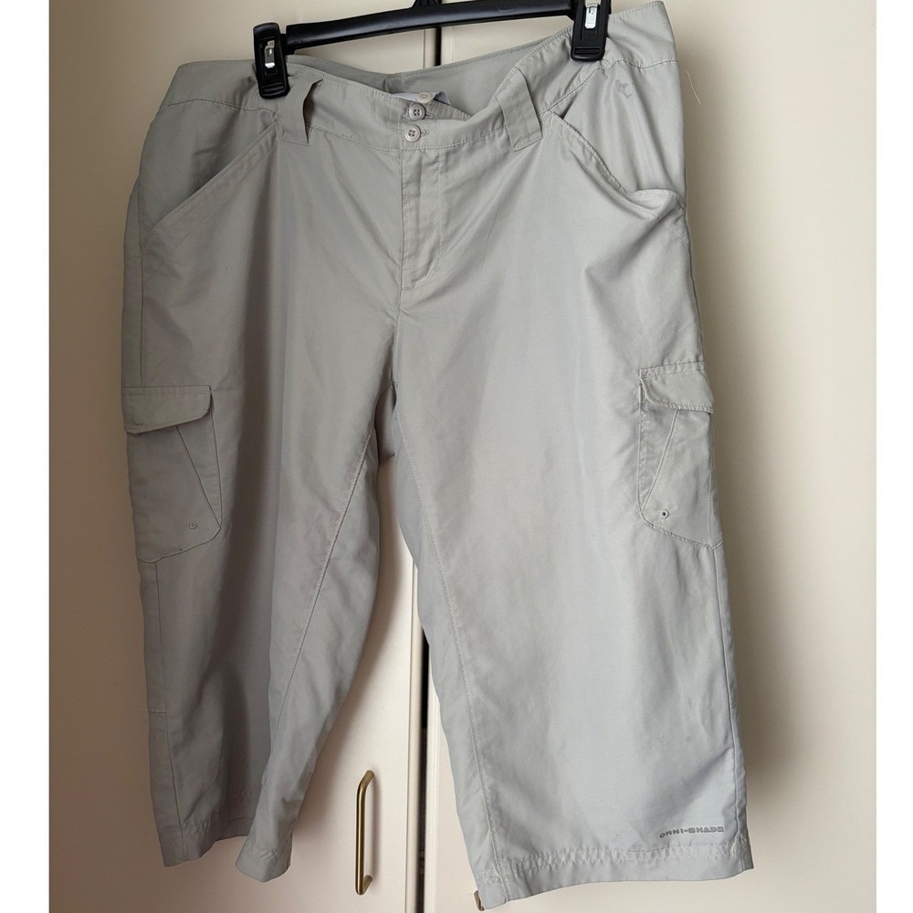 Columbia Hiking Outdoor Omni-Shade Womens 14 Tan Cargo Capri Pants Lightweight